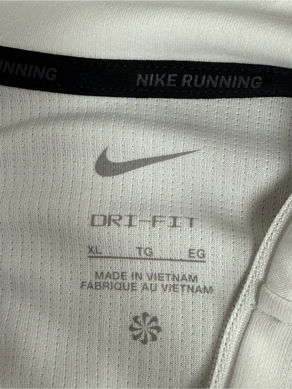 Nike Dri-FIT White Quarter Zip Running Pullover Active Top XL Athletic - Picture 7 of 9